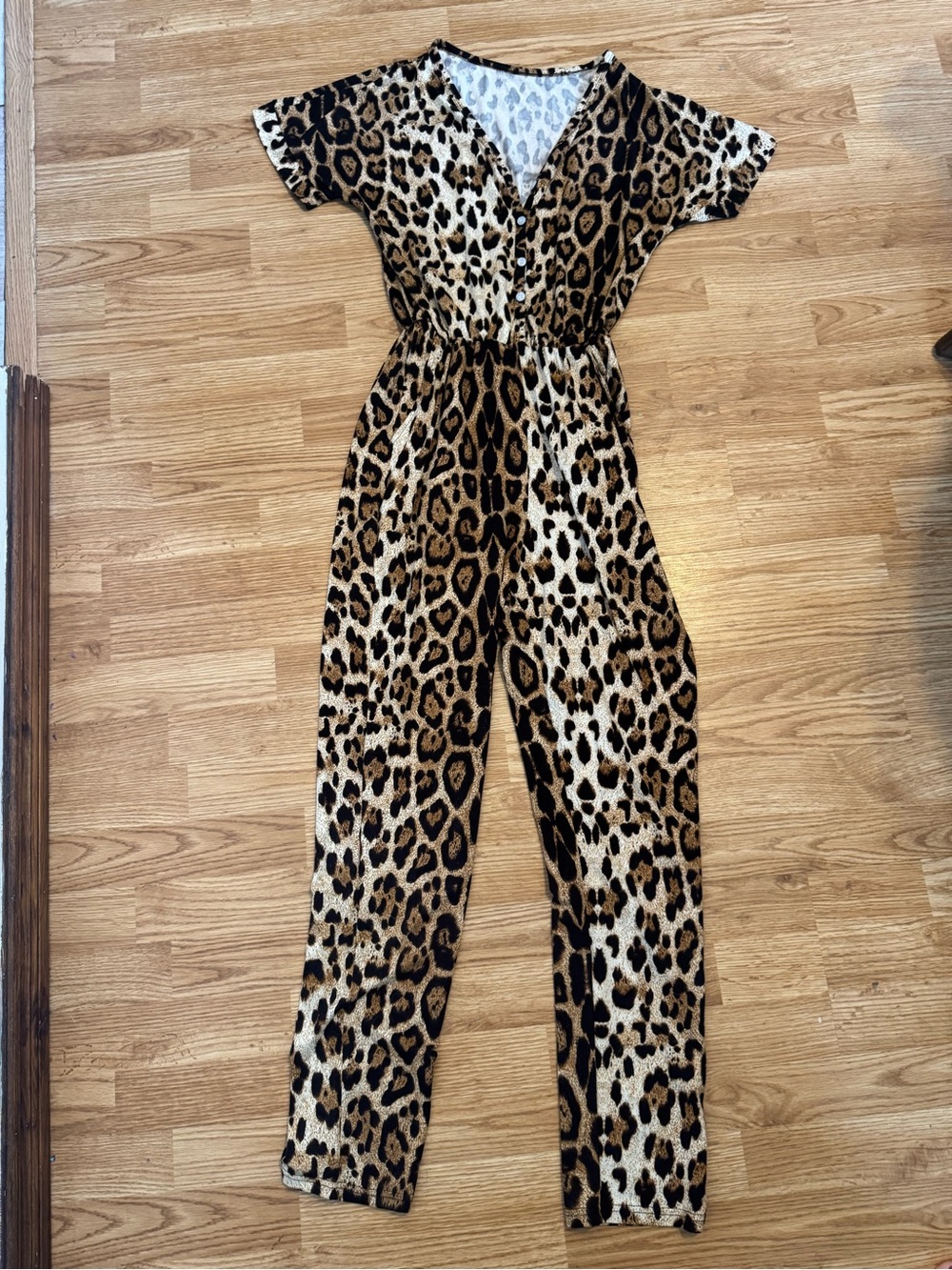 Leopard Print Jumpsuit - Short Sleeve V-Neck in Brown